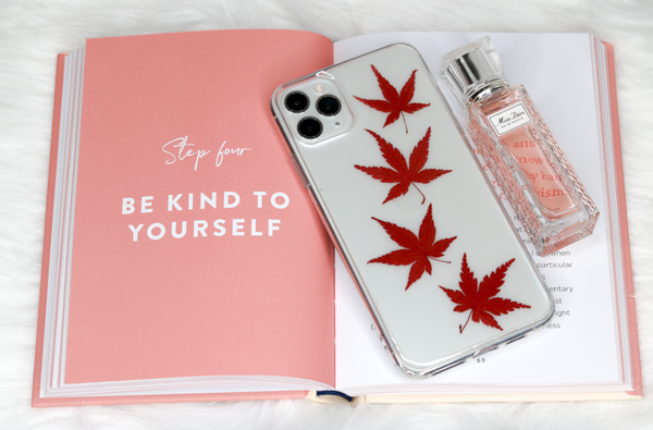 Real Pressed Maple leaves Phone Case, Dried Flowers Case,Samsung Galaxy S10 S9 S8 S7, iphone case, iphone SE 5 6 6s 7 8 plus x xr xs 11 12 13 pro max case